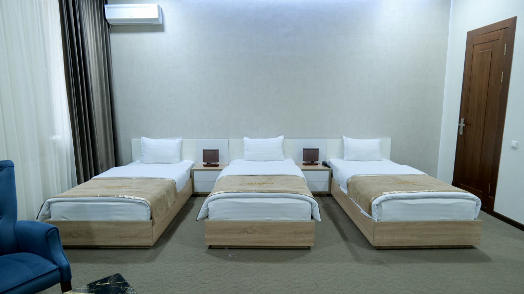 Гостиница Dunyo Palace