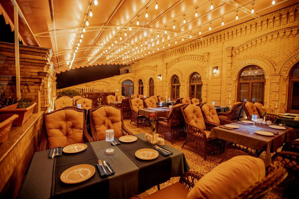 Гостиница Silk Road Empire