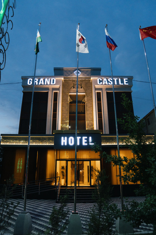 Grand Castle Hotel