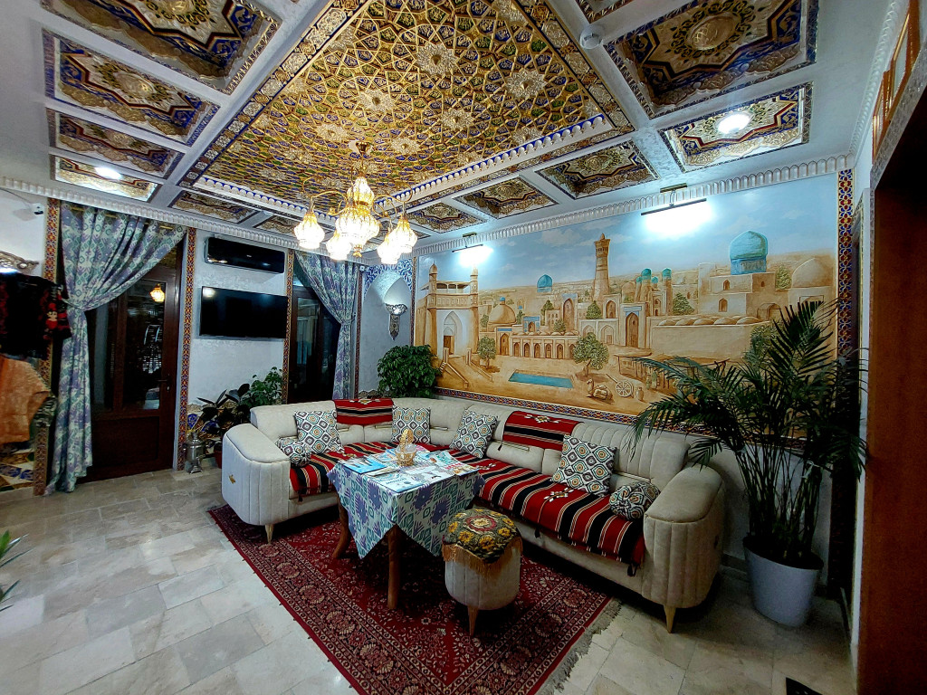 Gulnaraxanum Guest house