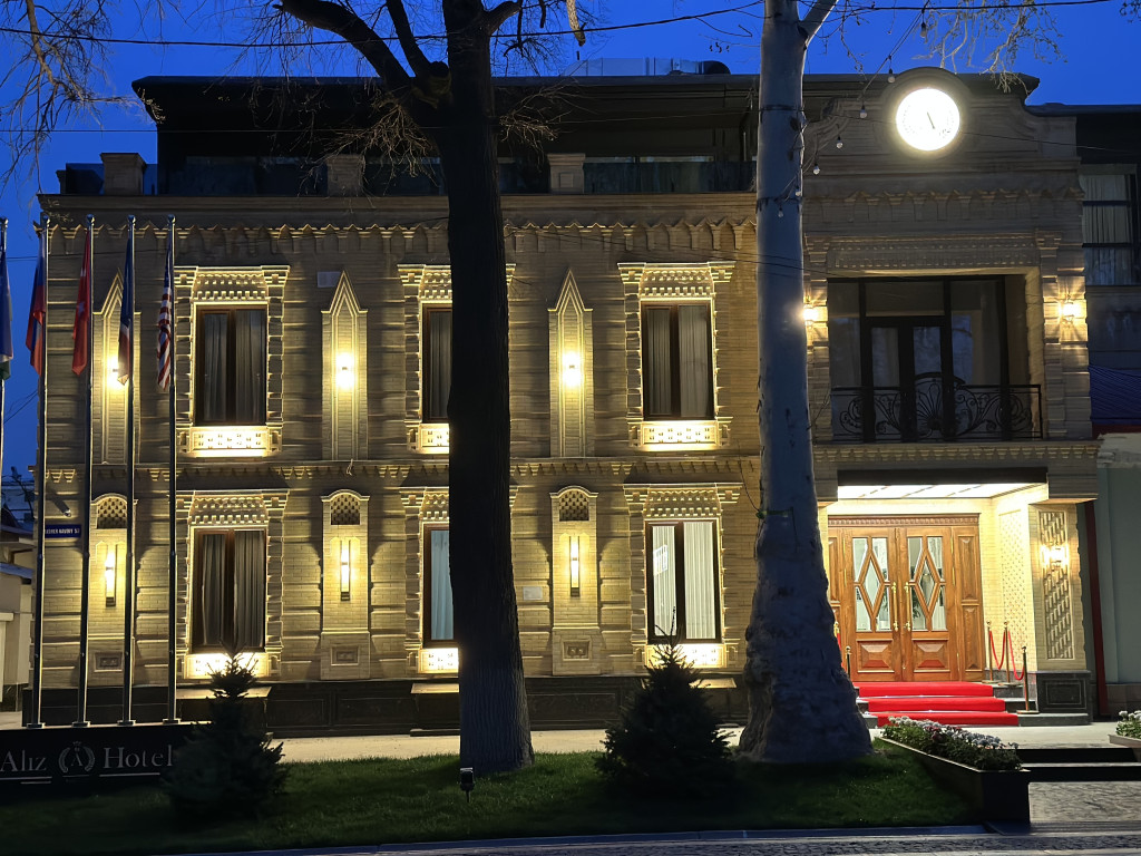 Aliz Boulevard Hotel