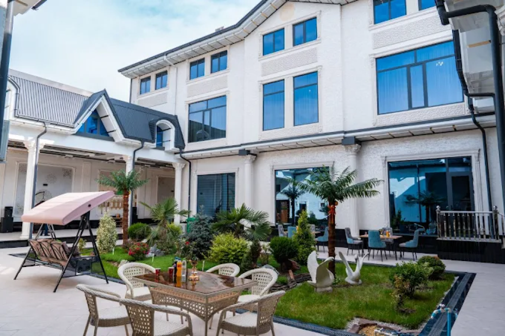 Gold Star Palace Hotel