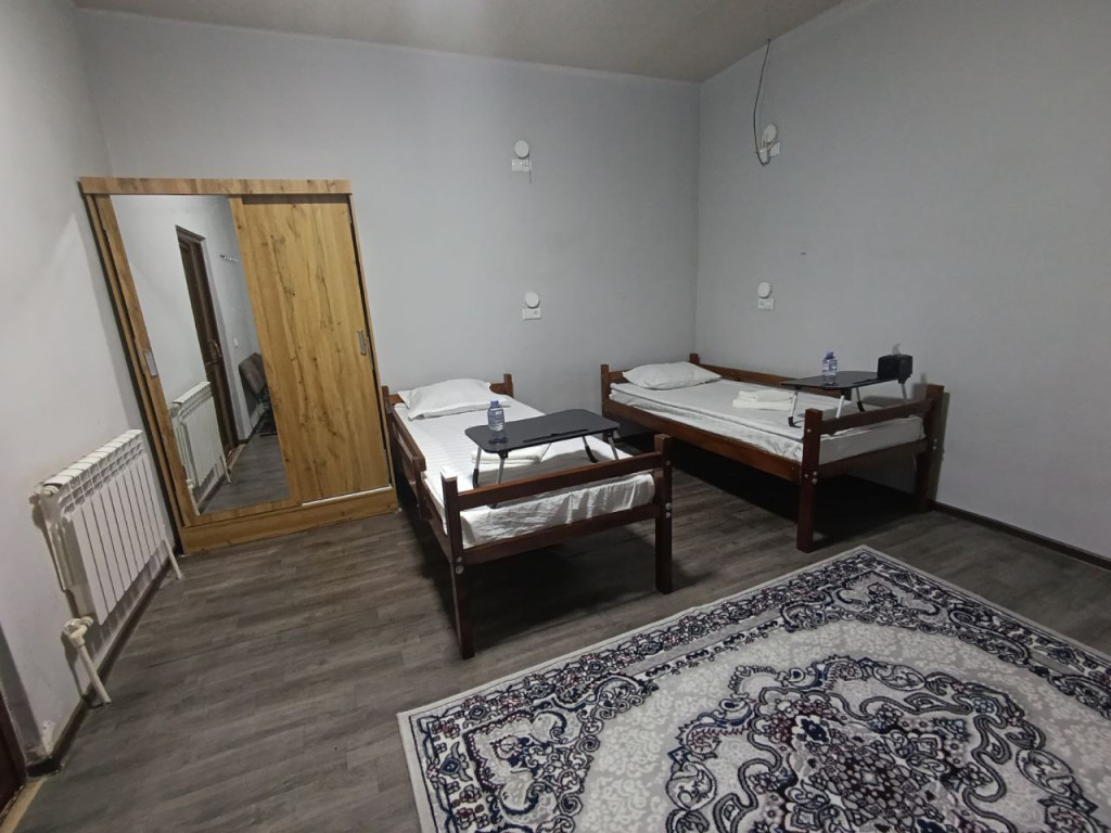 Хостел Caravan