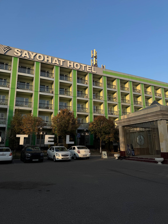Sayohat Hotel